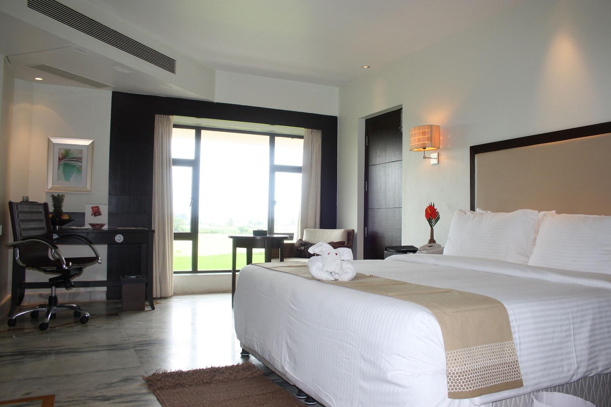 Royal Orchid Central Kireeti Hampi, Hospet Buitenkant foto