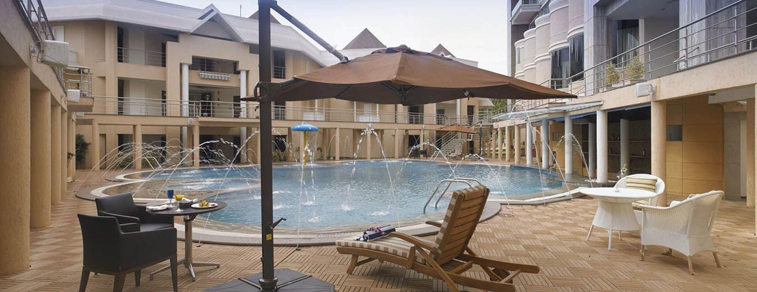 Royal Orchid Central Kireeti Hampi, Hospet Buitenkant foto