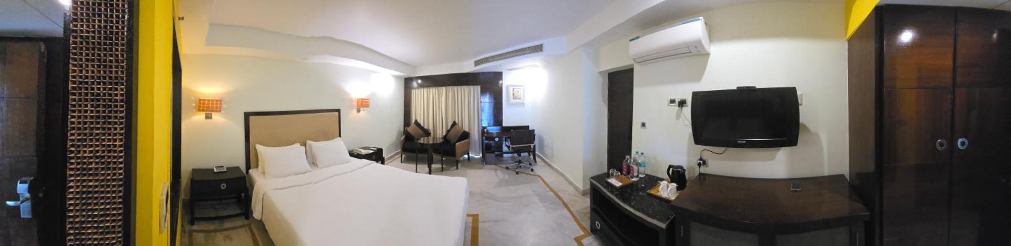 Royal Orchid Central Kireeti Hampi, Hospet Buitenkant foto