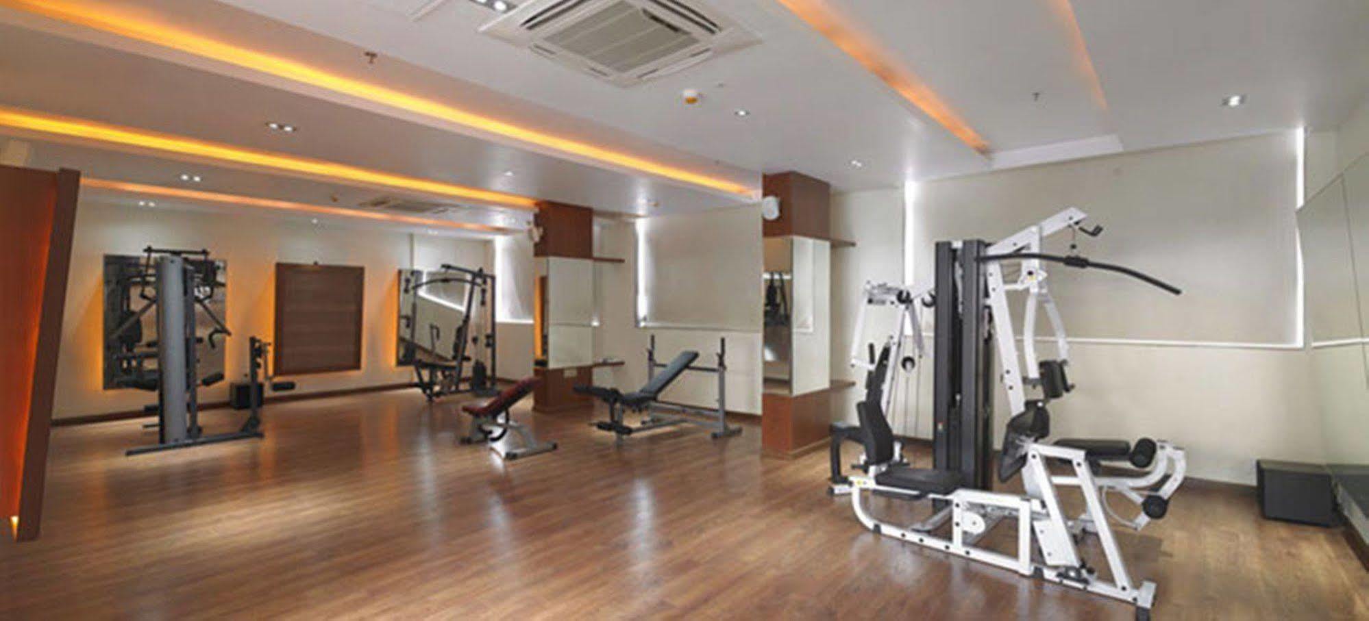 Royal Orchid Central Kireeti Hampi, Hospet Buitenkant foto